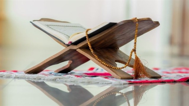 কোরআনে বর্ণিত সবচেয়ে অভিশপ্ত নারী!