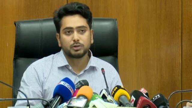 "জুলাই আমাদের গন্তব্য, নতুন সংবিধানে যুক্ত হতেই হবে": নাহিদ ইসলাম